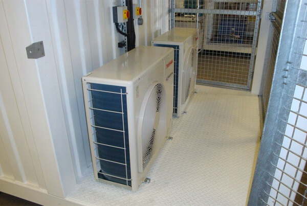 Bespoke cooling for ISO containers